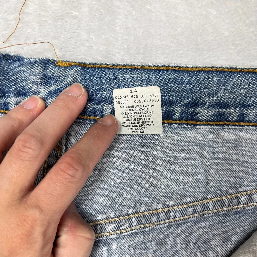 Vintage Levi's 550 Relaxed Fit Jeans Men's Blue Denim Straight Zip Fly - 34X33‎
